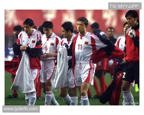 南京足球队在世界杯中的默契配合与战术分析展现出新高度